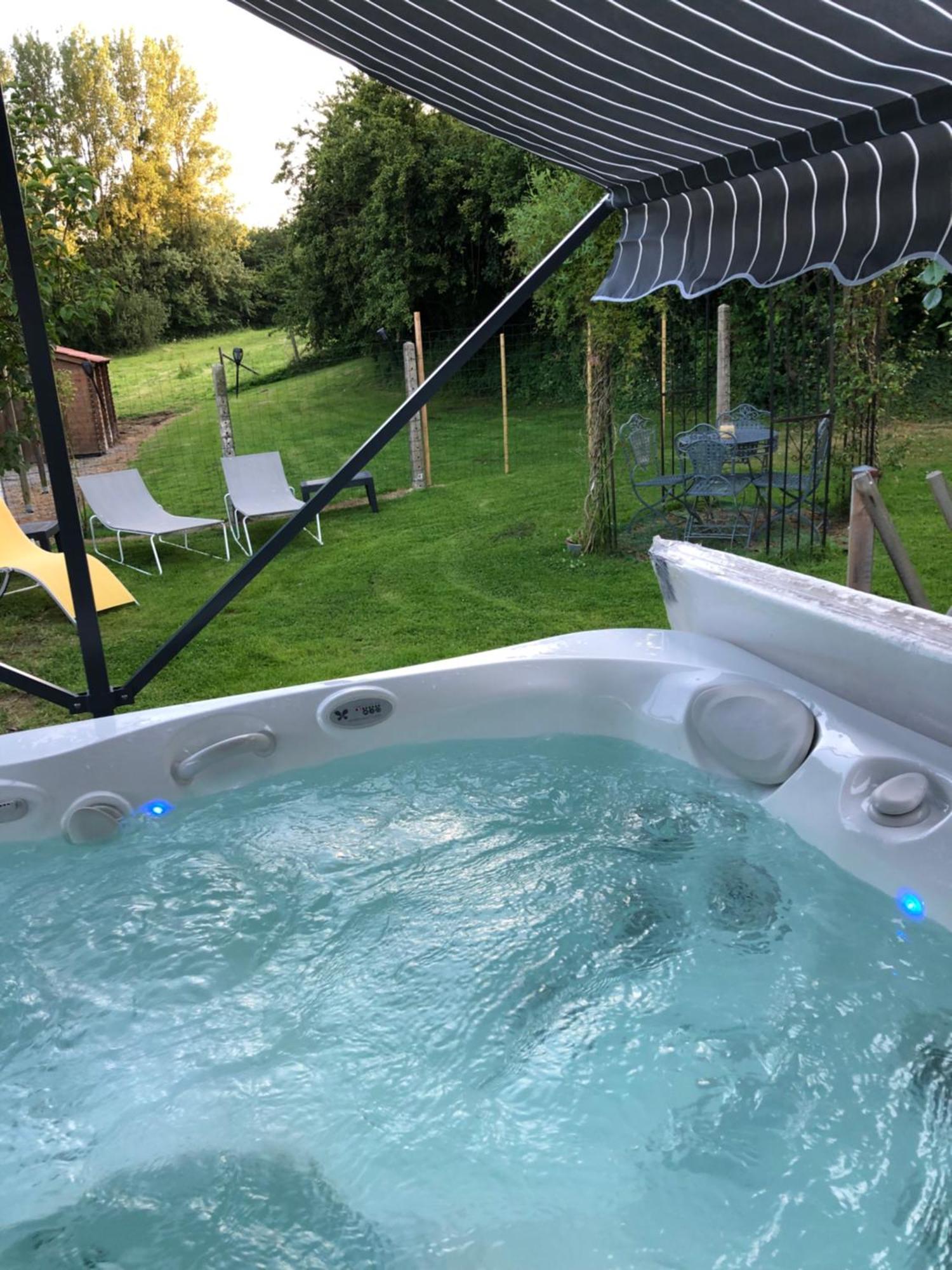 Le Clos De La Pommeraie Carly Eksteriør billede